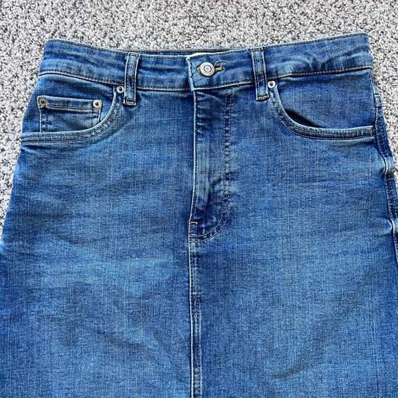 Zara Medium Wash Denim Front Zip Back Slit Maxi Shirt Front & Back Pocket Size M - Picture 3 of 10